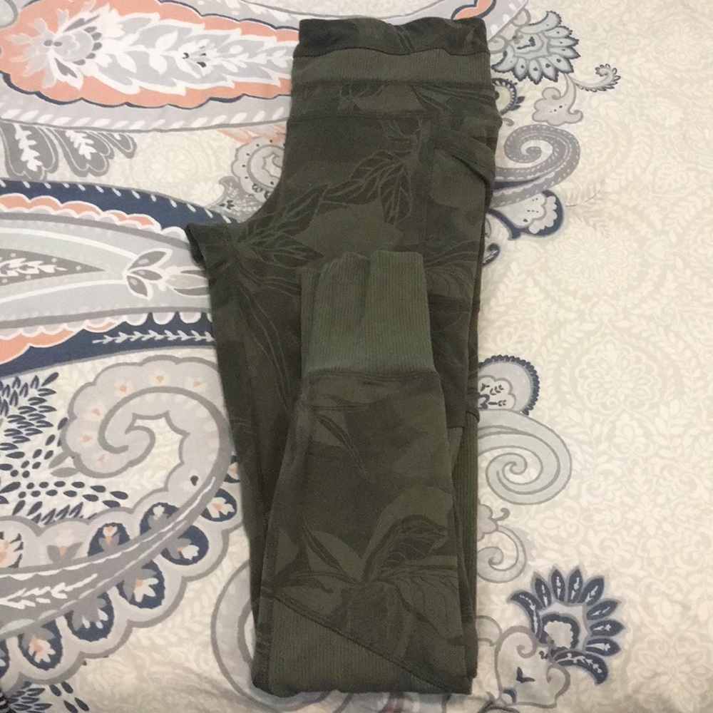 Athleta Excursion Tights